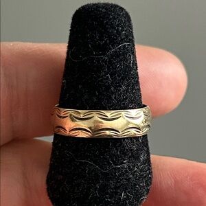 10K Gold Patterned Ring